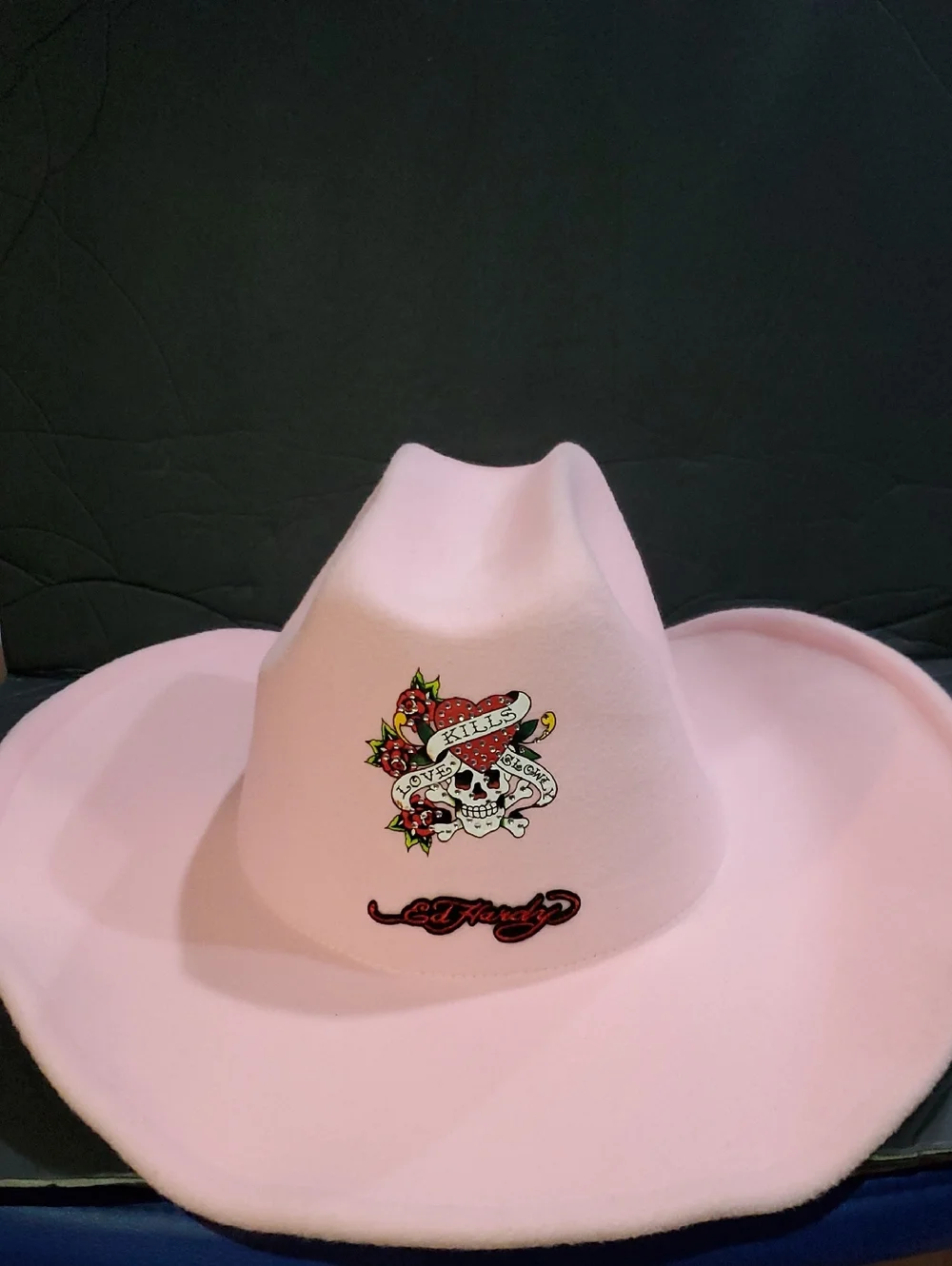 Ed Hardy‎ pink love kills slowly inscripted crystal studded western cowboy hat